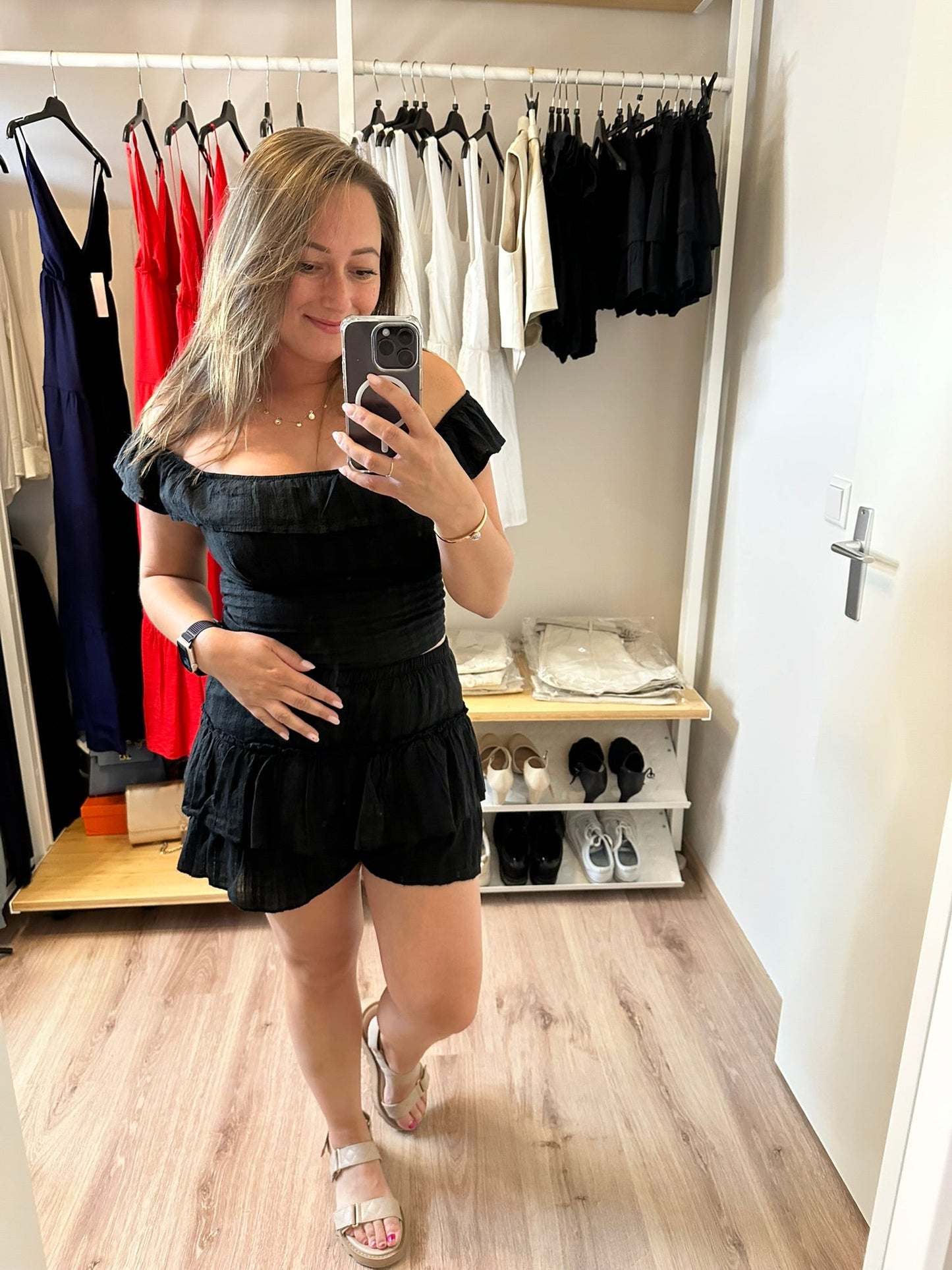Zwart zomersetje - Shortje en off shoulder top - Petite Fashion